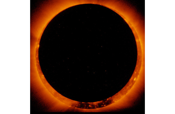 金環日食（JAXA、国立天文台）