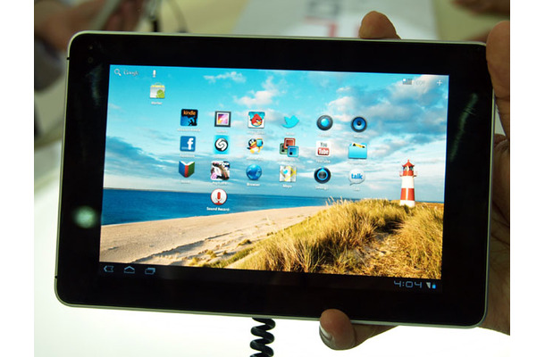 Android 3.x系列初の7インチタブレット「MediaPad」。現状はAndroid 3.1が動作中