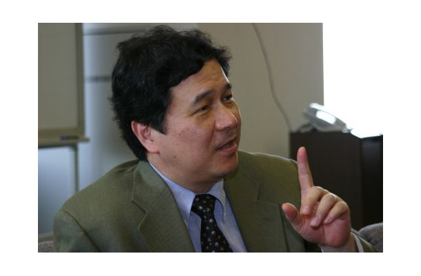 「FTTHでも日本がイニシアティブをとっていければと思います」と語る花谷氏