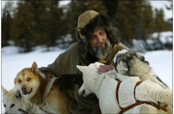 ロッキー山脈最後の狩人、ノーマン・ウィンターを描いた映画「狩人と犬、最後の旅」