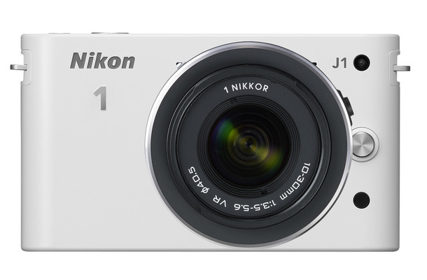 「Nikon 1 J1 標準ズームレンズキット」ホワイト