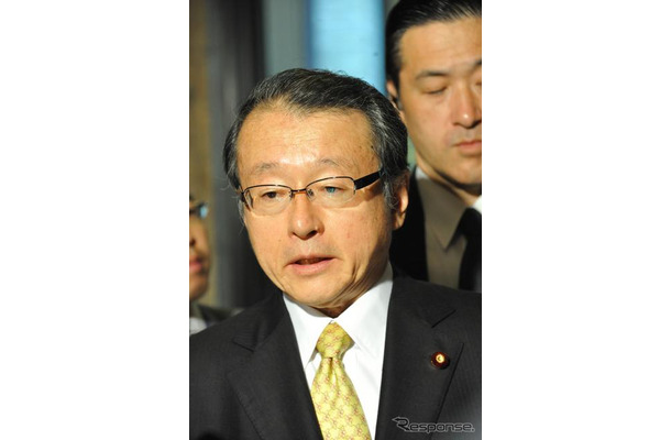 中川正春文部科学相（2011年9月27日・衆議院）