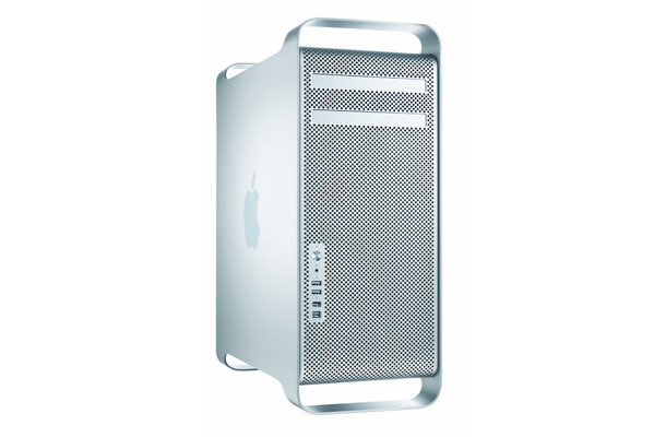 　アップルコンピュータは、デスクトップワークステーション「Mac Pro」を発表した。「Power Mac」シリーズのCPUをIntelアーキテクチャーに置き換えたものだ。すべてのモデルでデュアルコアの「Intel Xeon」を2つ搭載し、クアッドコアを実現している。