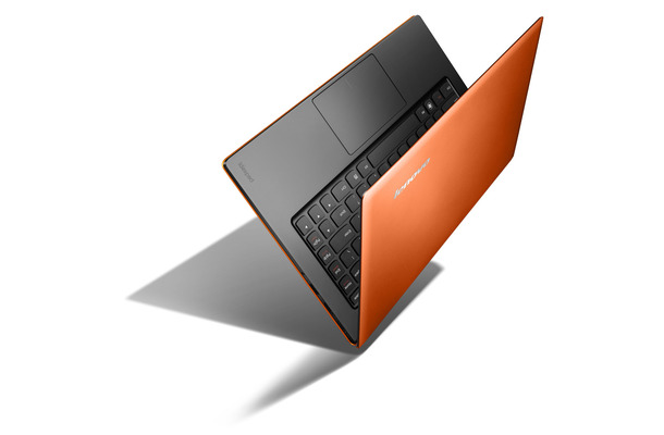 「IdeaPad U300s」の天板