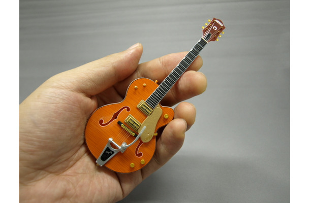 「GRETSCH Guitar Collection “6120” Official Figure Complete」