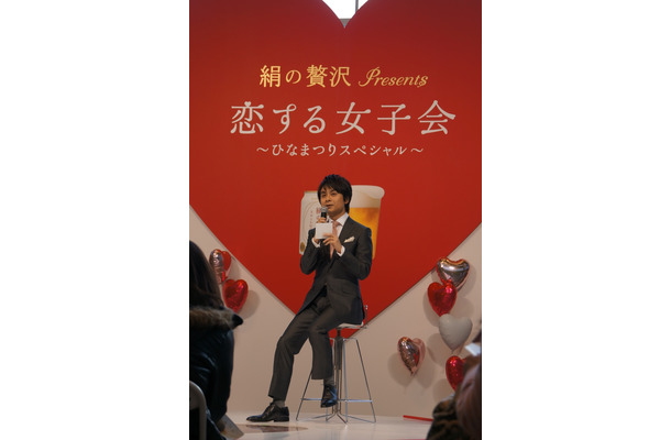 サントリー「絹の贅沢」発売記念イベント「恋する女子会」の様子