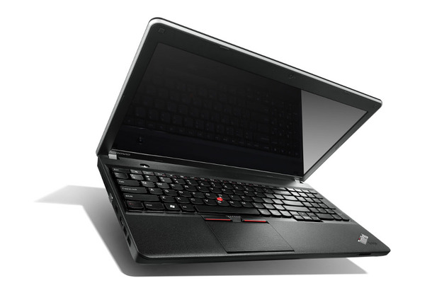 「ThinkPad Edge E530」ミッドナイト・ブラック