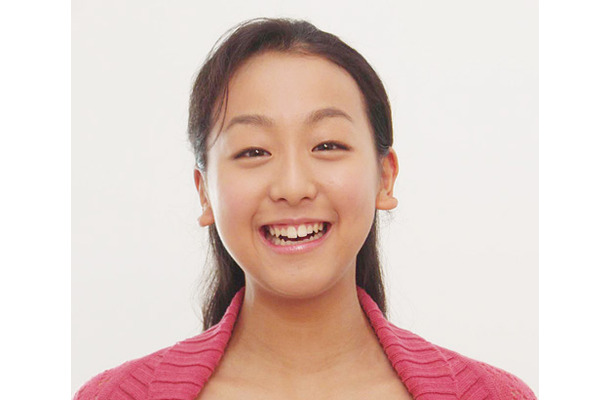 女子フィギュアスケート選手の浅田真央。2006年から、オリンパスデジタルカメラのイメージキャラクターを務めている