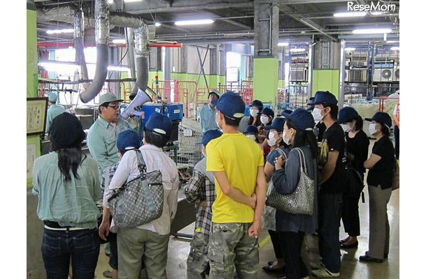 ビックカメラ エコツアー 家電リサイクル工場見学（昨年の様子）