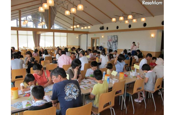 アサヒビール 夏休み親子見学ツアー（昨年の様子）