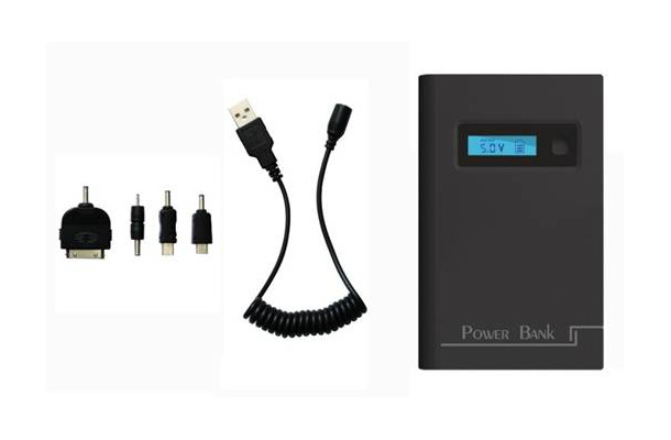 「Double USB Power Bank 2A 8000」（型番：AX-8000）