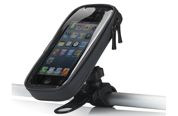 「TUNEMOUNT Bicycle mount for Smartphone2」（型番：TUN-PH-000086）にスマートフォンを装着したイメージ（スマートフォンは別売）