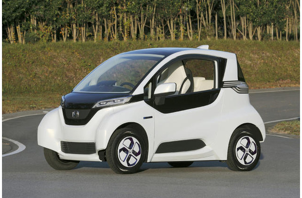 ホンダ、超小型EV マイクロコミューターの試作車を公開…2013年に実証実験 