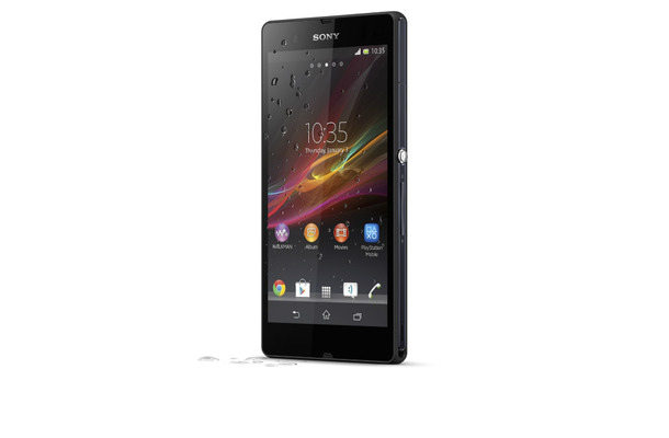 5型液晶、1.5GHzのクアッドコアCPU搭載のAndroidスマートフォン「Xperia Z」