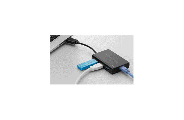 ノートPCのUSB経由で有線LAN接続を可能にするイメージ（USBハブ機能付き）