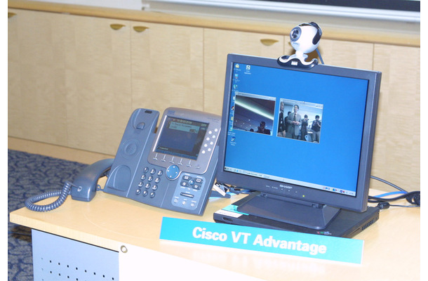 シスコ、電話をかける感覚で使えるビデオ会議システム。PoE対応製品との組み合わせで