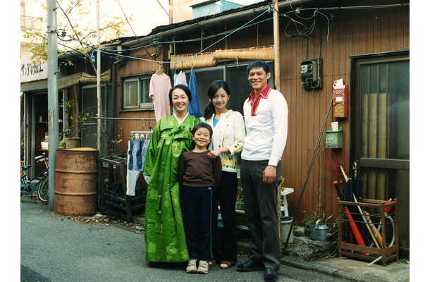 　井筒和幸監督の映画「パッチギ！LOVE＆PEACE」が全国公開中だ。封切りを記念して、撮影現場に密着取材した「井筒監督とパッチギ！」を読売テレビが配信開始した。配信期間は、6月22日（金）まで。