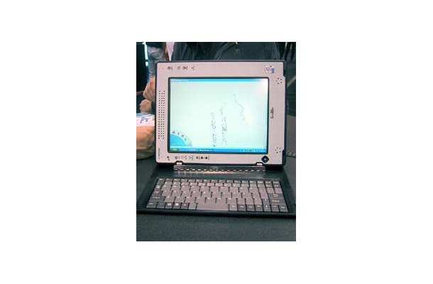 [COMDEX Fall 2002速報（現地20日）]にわかタブレット型デバイスブーム