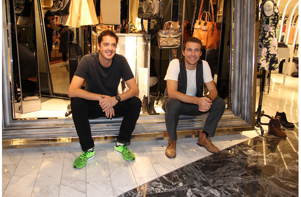 ラグ＆ボーンのデザイナー、マーカス・ウェインライト(左)とデヴィッド・ネヴィル(右)
