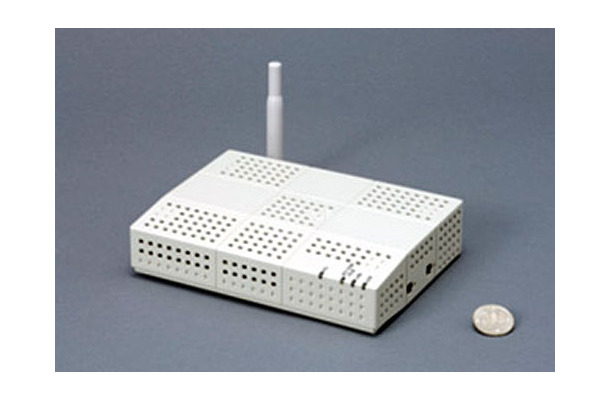 FOMA向けフェムトセル用超小型基地局装置