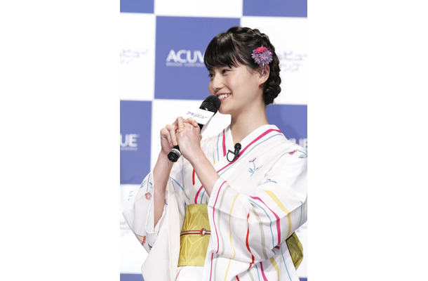 橋本愛、旅に出たい心境……？　「この夏は絶対に一人旅します」