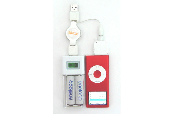 iPod nanoと接続した「BI-LCDBT」