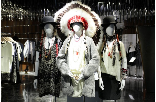 ＜SWiLDENS＞SPECIAL EVENT “YEPA” Capsule Collection（伊勢丹新宿店3階ザ・ステージ#3）