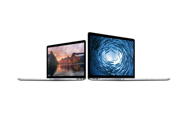 プロセッサに第4世代Core（Haswell）を採用した新型「MacBook Pro」13インチモデル（左）と15インチモデル