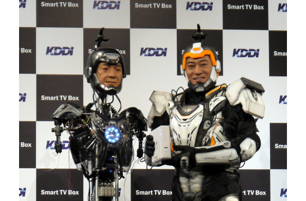 松平健、本人そっくりのロボットに対面！