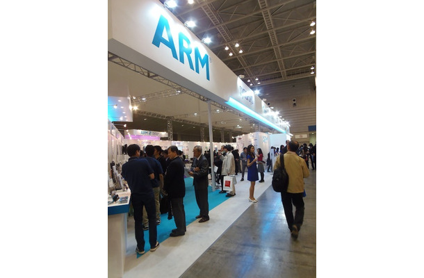 ARMのブース。同社の製品だけでなく、パートナーがさまざまなアプリケーションを出展していた