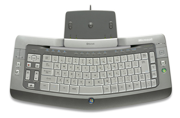 Wireless Entertainment Desktop 8000