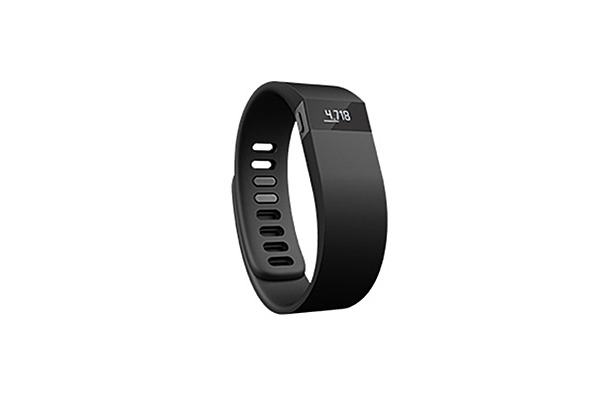 ディスプレイも搭載しているリストバンド型活動量計「Fitbit Force」。発売時期に関しては改めてアナウンスするとしている