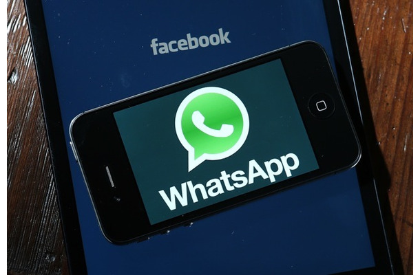 Facebook が WhatsApp を買収　(c) Getty Images