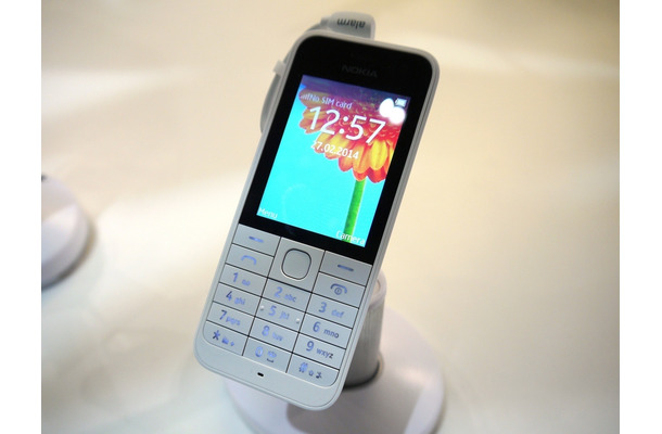 Nokia 220