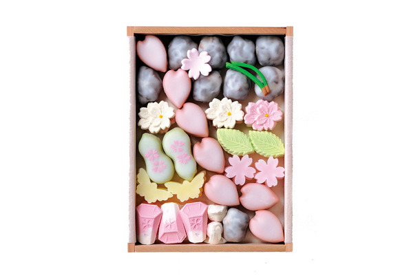 京都／亀屋友永の「桜の松露」
