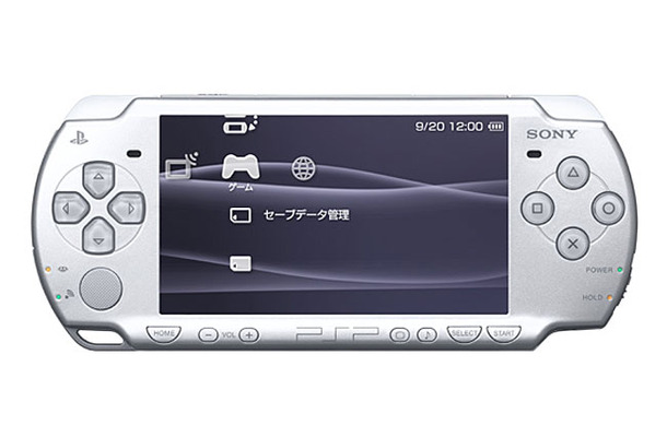 新型PSP「プレイステーション・ポータブル」（PSP-2000シリーズ）