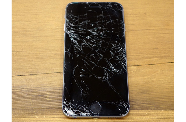 わずか1日で壊れたiPhone 6