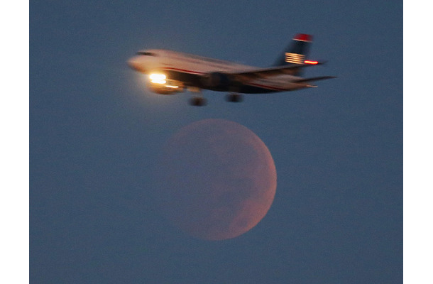 ワシントンで観測された皆既月食（c）Getty Images