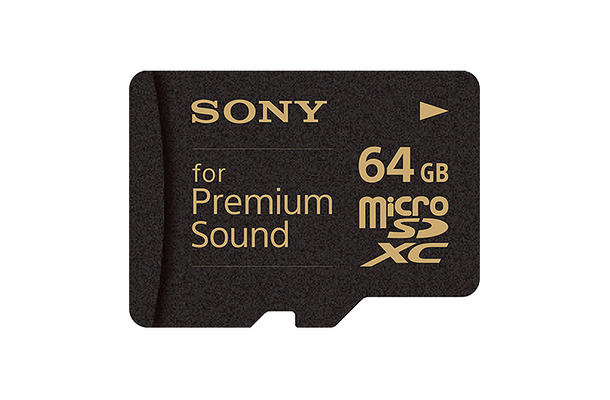 カード表面には「for Premium Sound」の文字。SDカードアダプターも付属する