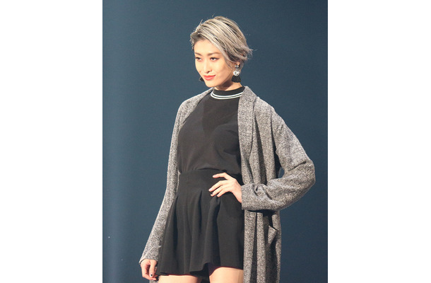 出産後・初ランウェイに登場した山田優／「第20回 東京ガールズコレクション 2015 SPRING/SUMMER」