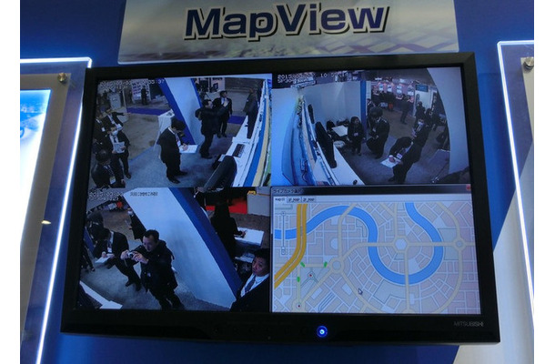 「MapView」で右下の地図上にある3つのカメラを選択し、その映像を画面に表示したところ