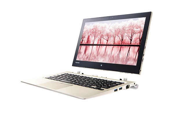 東芝製12.5型の2in1PC「dynabook R82/PGQ PR82PGQ-NHA」のレビュアー募集