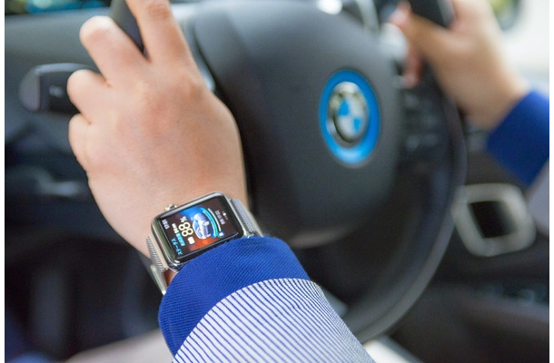 「BMW i Remote」のApple Watch版アプリをBMW『i3』で体験