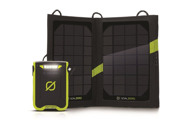 ソーラーパネルがセットになった米Goal Zero社製のモバイルバッテリ「Venture 30 Solar Recharging Kit」