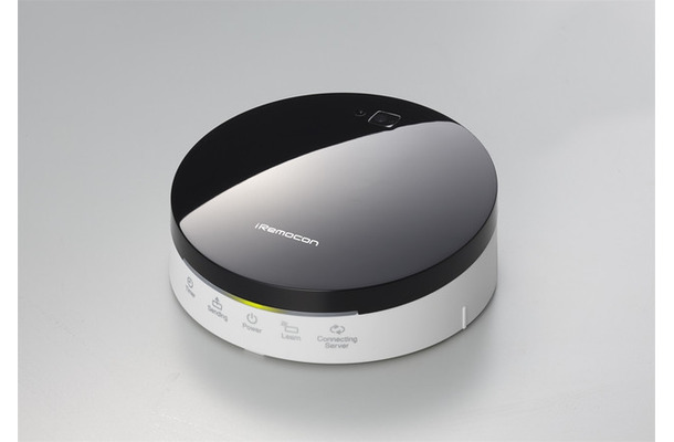 「iRemocon Wi-Fi」本体。赤外線リモコン対応機器の遠隔操作や温度・湿度・照度のセンサー機能を搭載。IoTを手軽に実現できる機器として注目されている（画像はプレスリリースより）