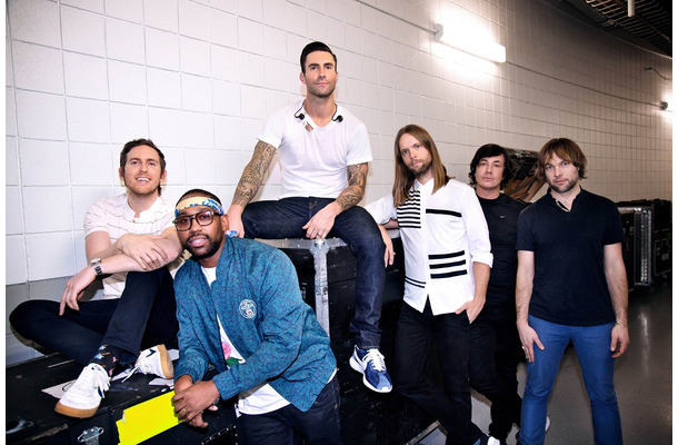 MAROON 5