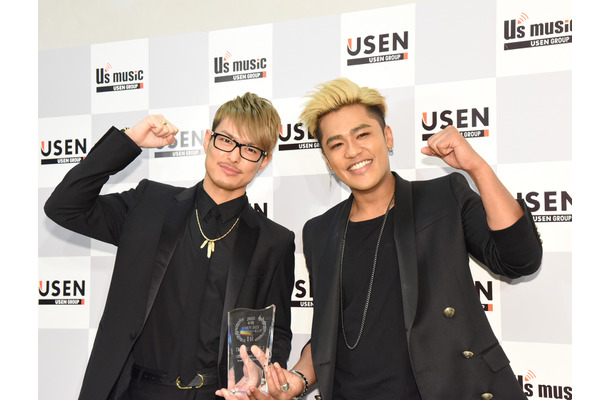 USEN大賞での三代目　J　Soul　Brothers／今市隆二、ELLY【写真：竹内みちまろ】