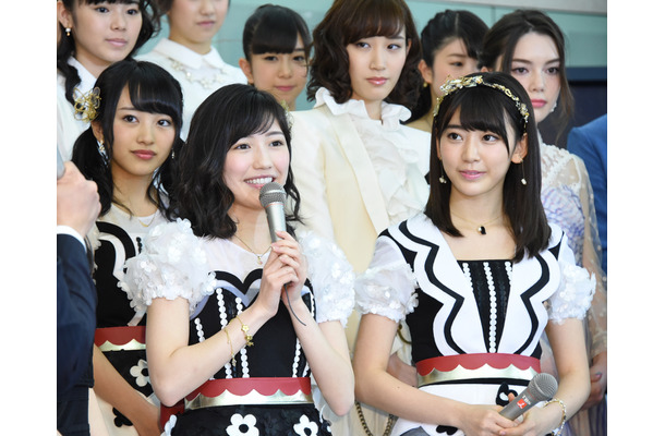 AKB48渡辺麻友、宮脇咲良、向井地美音【写真：竹内みちまろ】