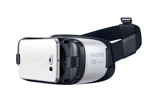 100gの軽量化を図って装着性を向上させたサムスン製HMD「Gear VR」