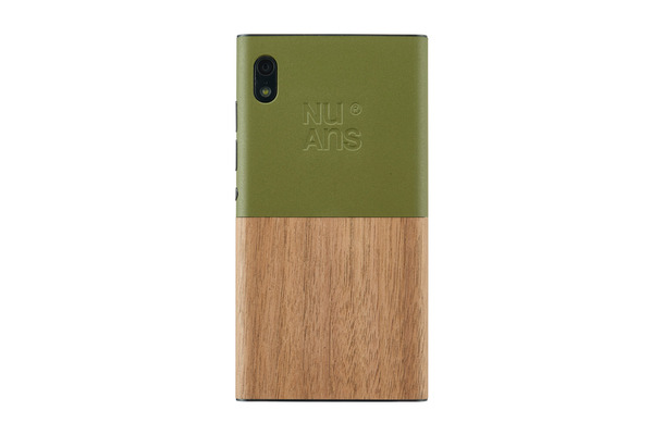 初回出荷を開始したWindows 10 Mobileスマホ「NuAns NEO」、渋谷ロフトなどで店頭販売される